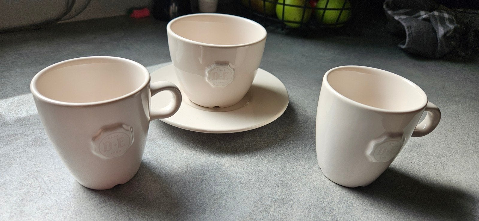 2 Koffiekopjes + mok met schotel van Mosa, Huis en Inrichting, Keuken | Servies, Ophalen of Verzenden, Keramiek, Overige stijlen