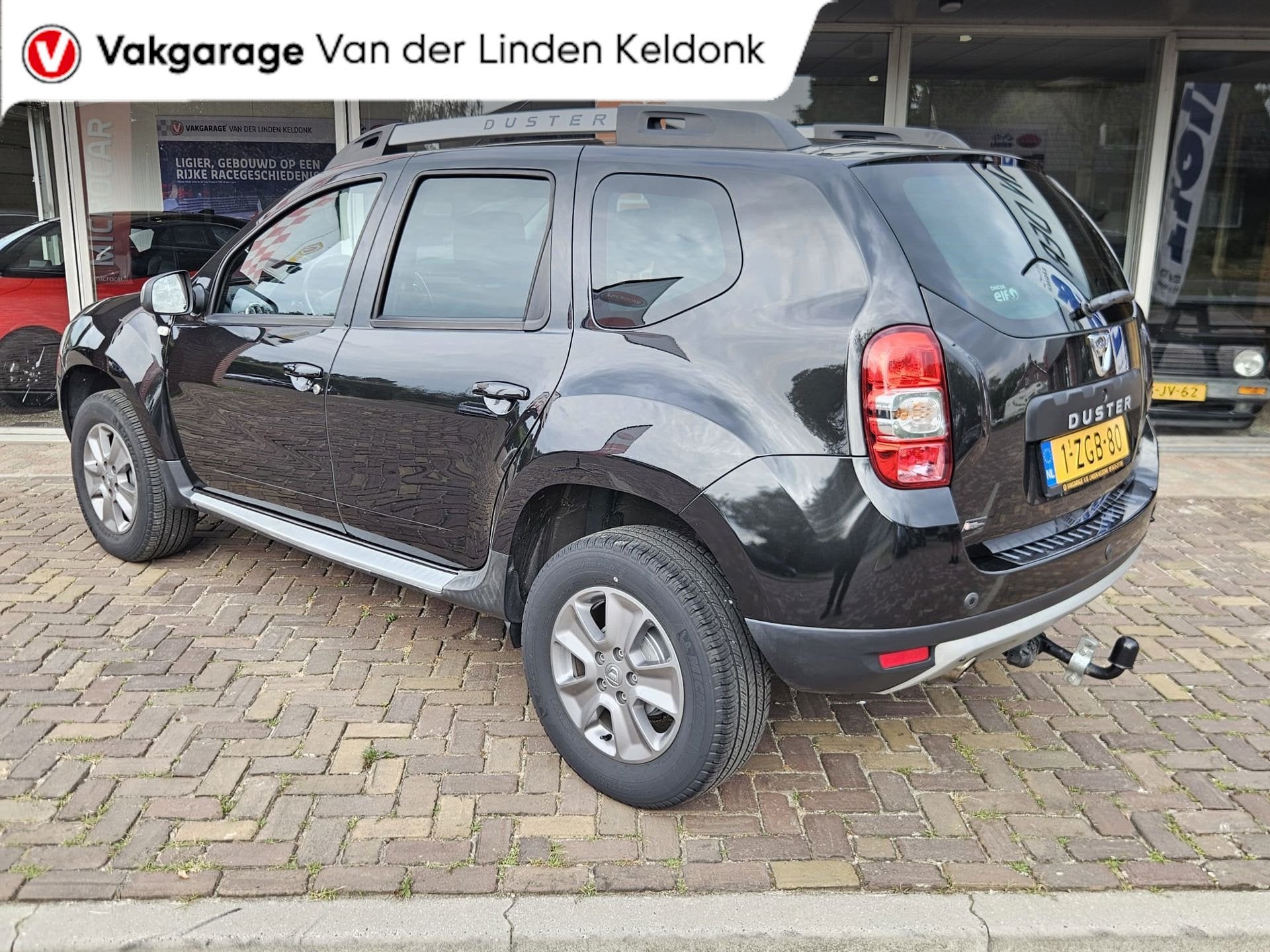 Dacia Duster 1.2 TCe 4x2 Prestige, Auto's, Euro 5, Gebruikt, 4 cilinders, Duster