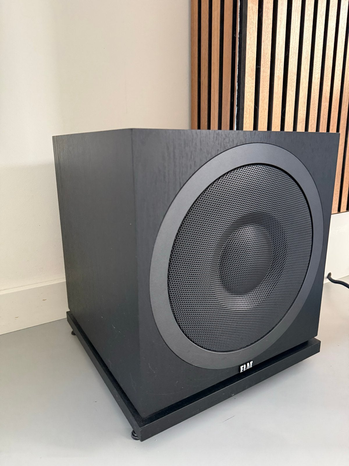 ✅ ELAC Debut SUB3010 Subwoofer - App gestuurd, Audio, Tv en Foto, Luidsprekers, Overige merken, Subwoofer, Ophalen of Verzenden