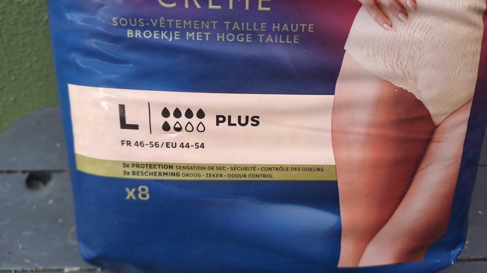 1x Tena Silhouette crème maat L plus broekjes, Diversen, Verpleegmiddelen, Onbekend, Nieuw, Ophalen of Verzenden, Onbekend