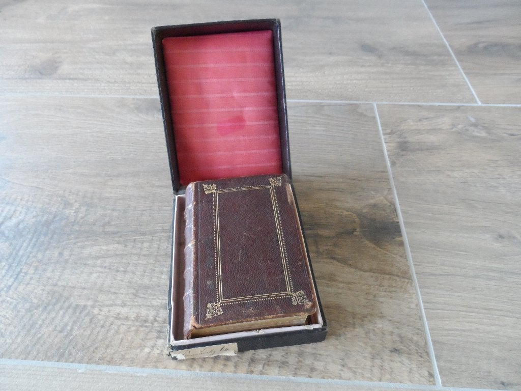 Bijbeltje/Boekje - Religie., Ophalen of Verzenden