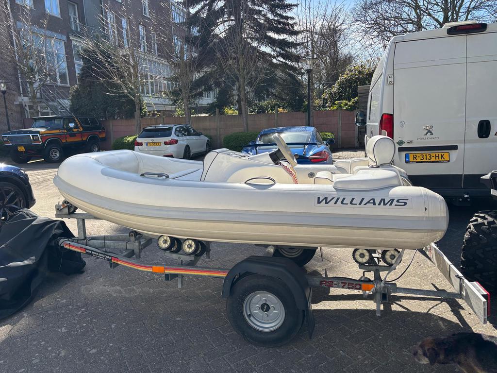 Williams 285 rubberboot 100 pk jet en trailer, Gebruikt, 70 tot 120 pk, Benzine, Overige materialen