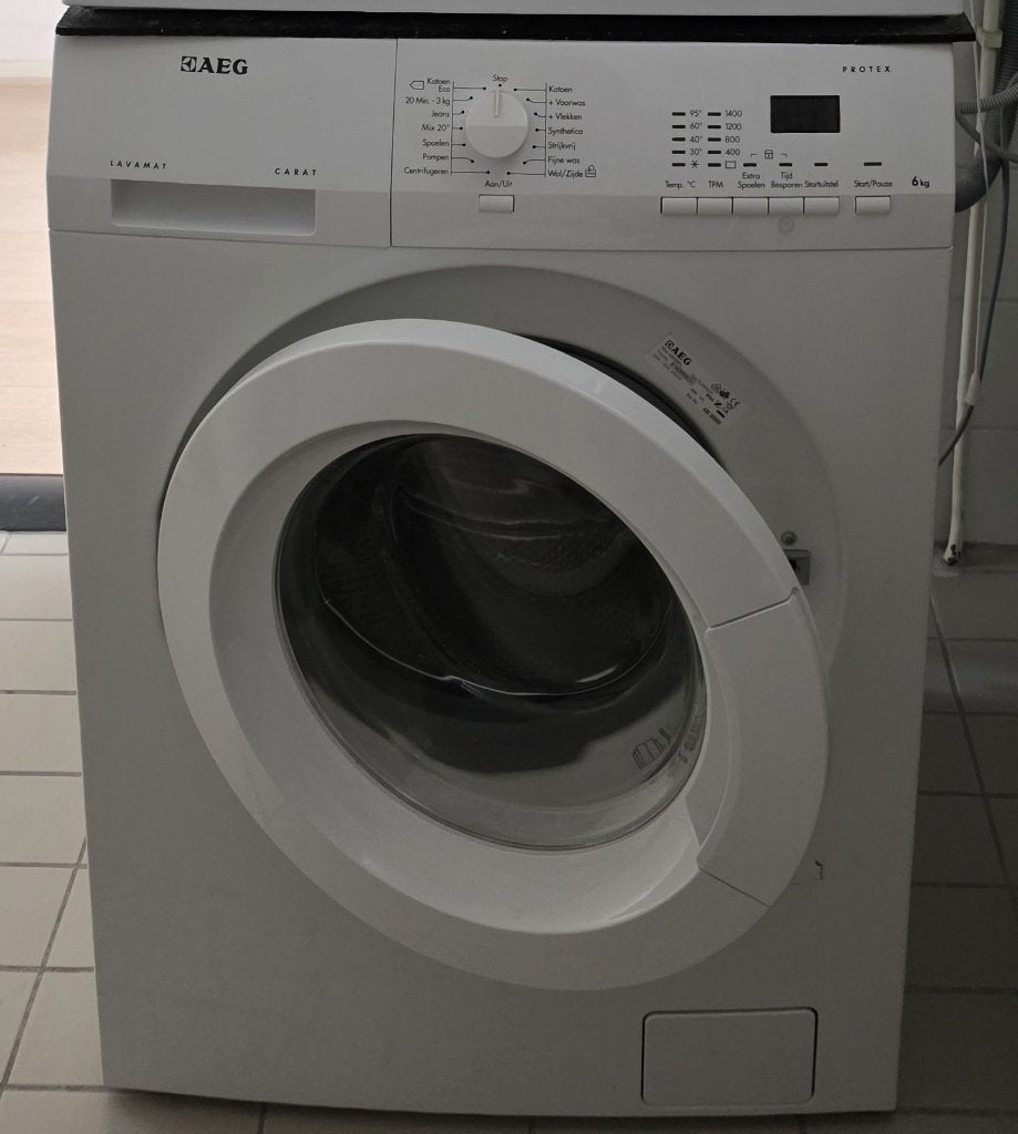 Wasmachine AEG Lavamat 6 kg, Ophalen, Handwasprogramma, Zo goed als nieuw, Voorlader