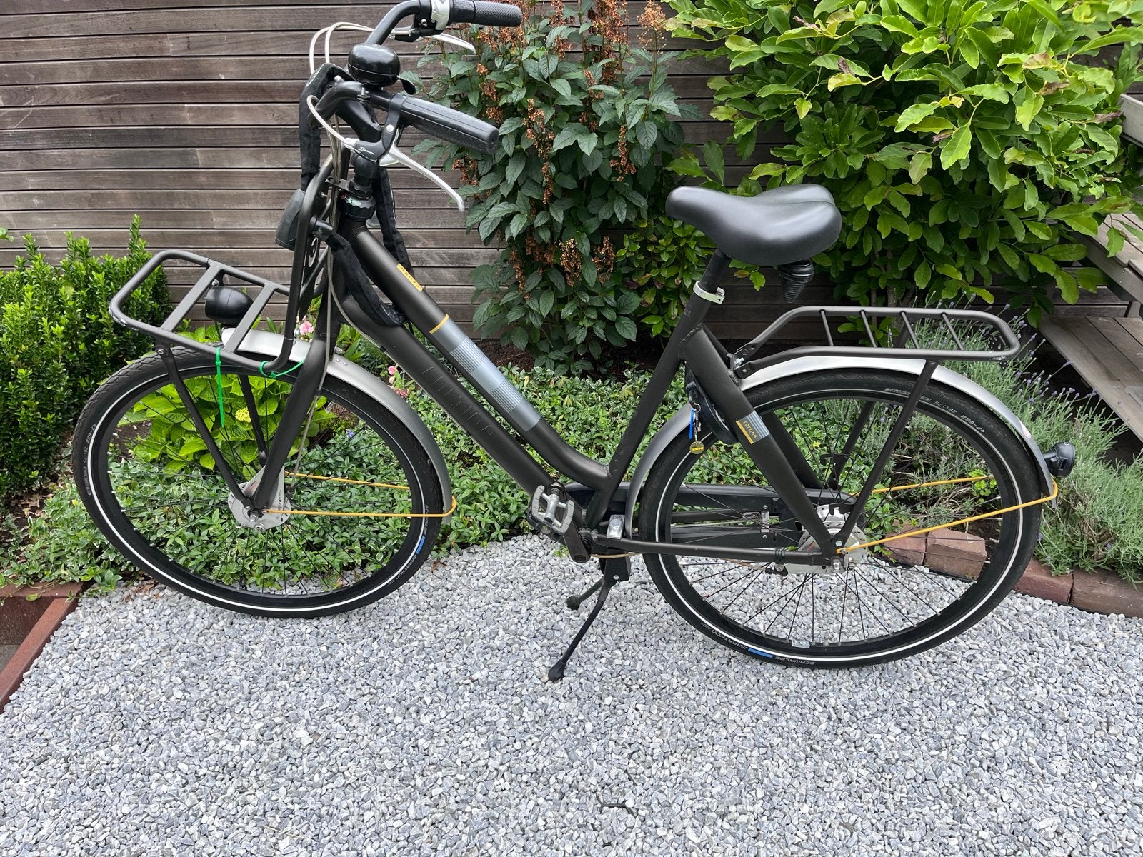 Damesfiets Cortina crush met transportrek, Fietsen en Brommers, Fietsen | Dames | Damesfietsen, 53 tot 56 cm, Versnellingen, Zo goed als nieuw