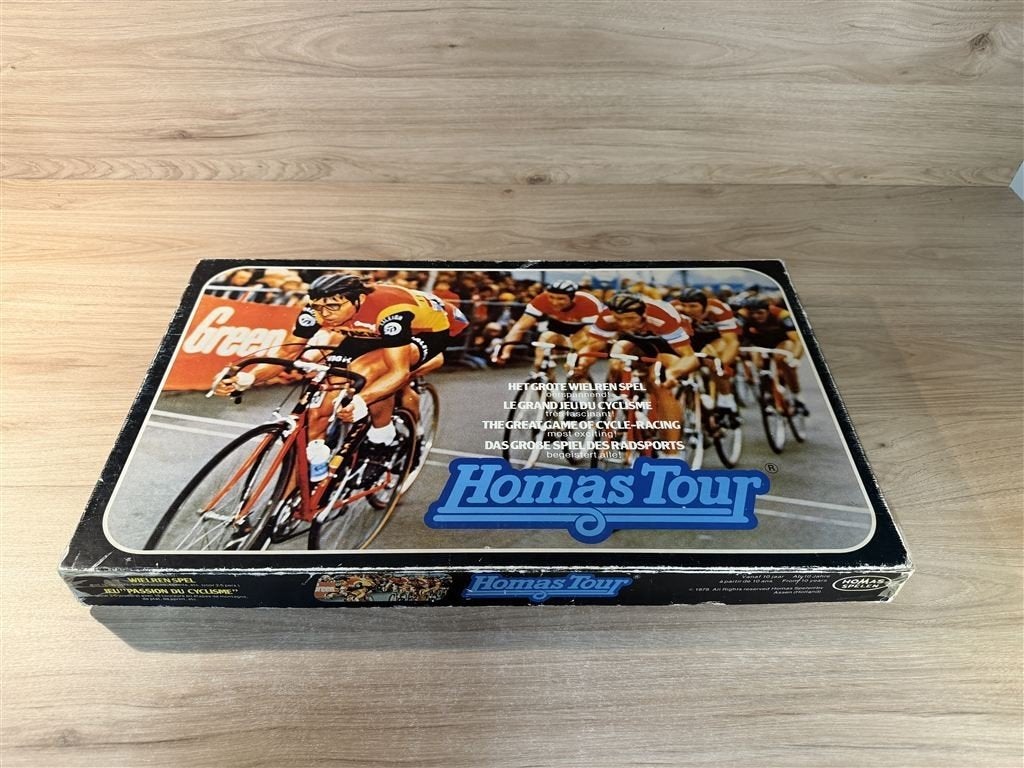 Homas tour - het grote wielren spel - s6363, Hobby en Vrije tijd, Gezelschapsspellen | Bordspellen, Verzenden, Zo goed als nieuw