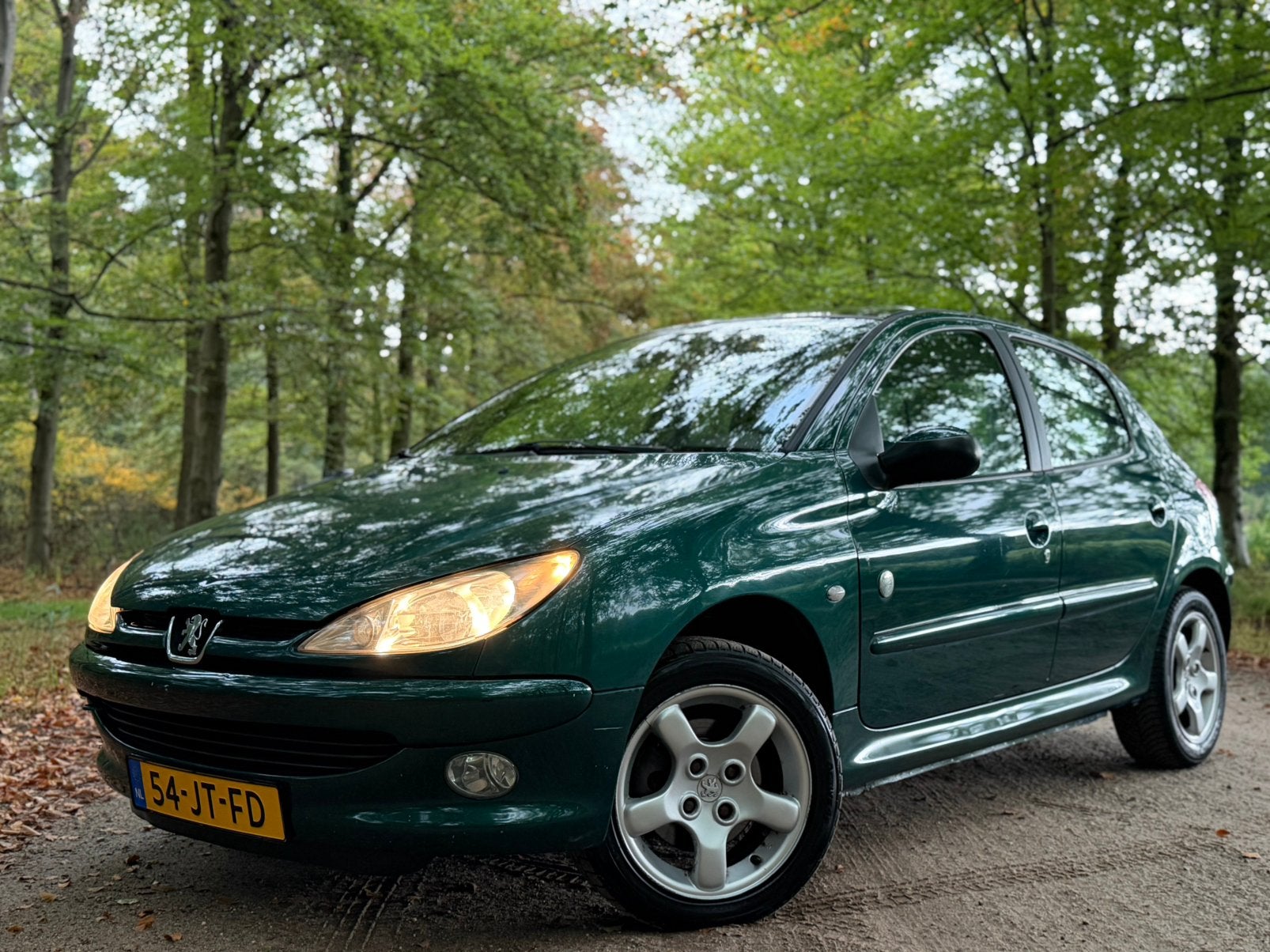 Peugeot 206 Roland Garros 1.6 NIEUWE APK! Panodak trekhaak, Voorwielaandrijving, 40 €/maand, 4 cilinders, Origineel Nederlands
