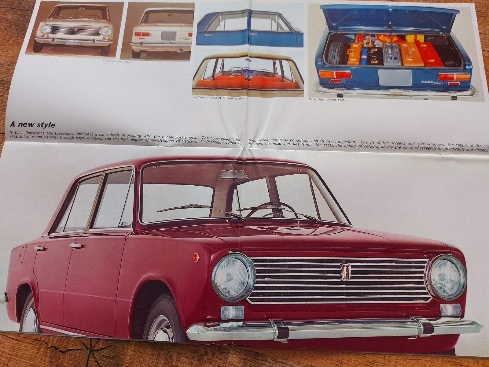 bijzondere Fiat 124 folder Engelstalig, Ophalen of Verzenden, Zo goed als nieuw, Overige merken
