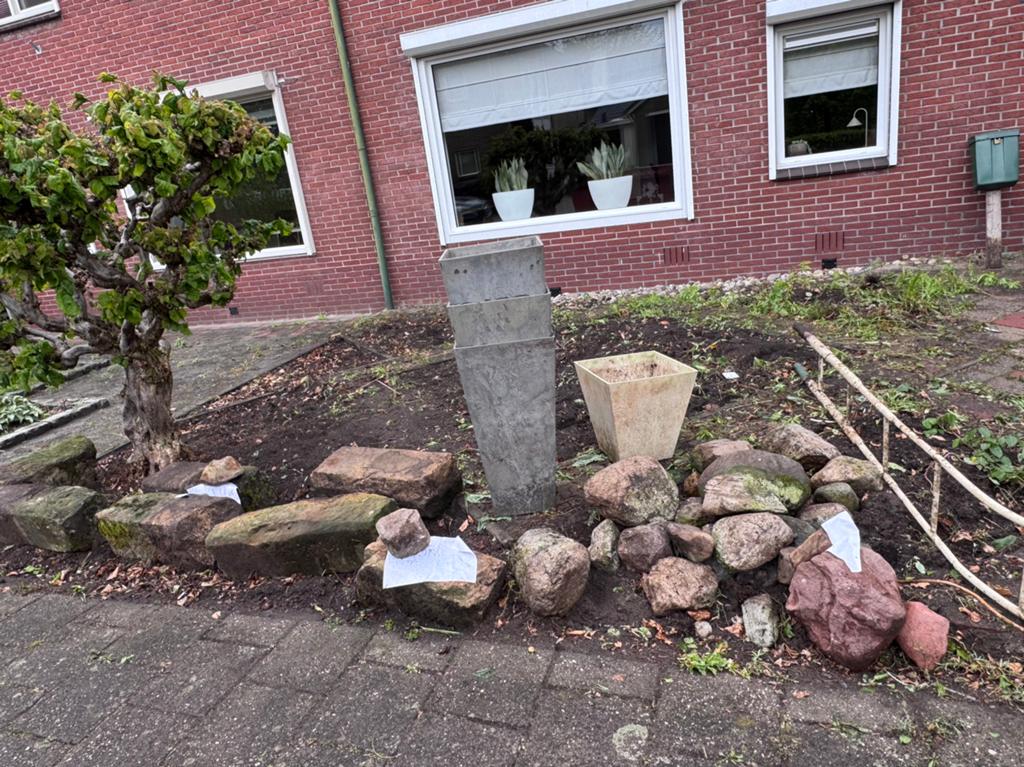 Bentheimer verschillen maten en keien, Ophalen, Zo goed als nieuw