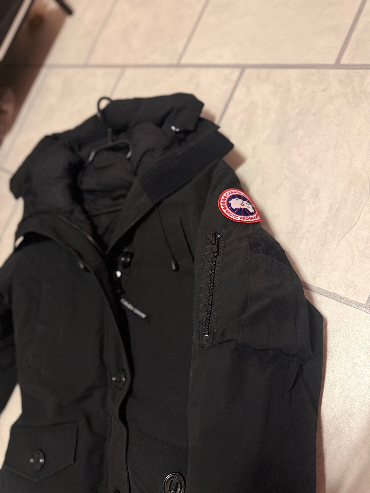 Canada Goose winterjas dames - Maat M, Ophalen of Verzenden, Zo goed als nieuw, Maat 38/40 (M), Zwart