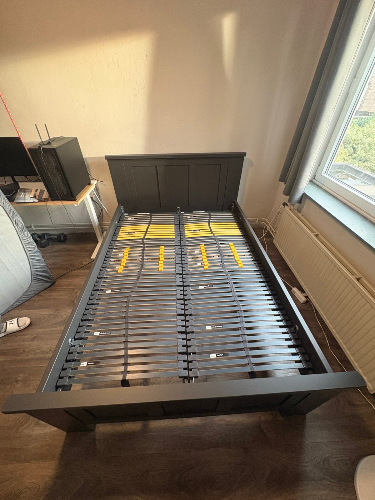 140x200 Beter Bed Double Bed + HISENSE Smart TV 4K 55U72NQ, Ophalen, Zwart, Tweepersoons, 140 cm