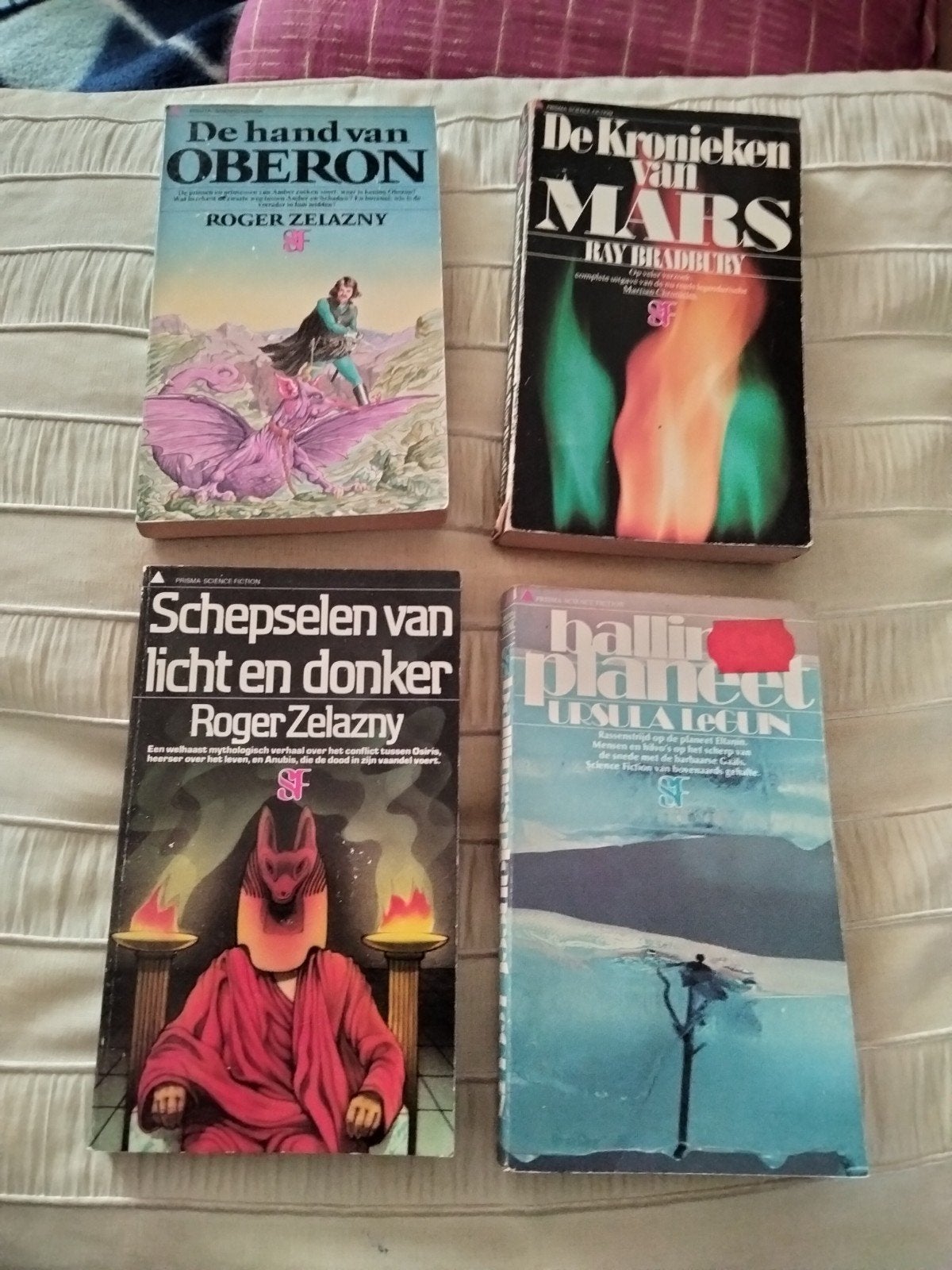 Prisma Cience fiction 4 stuks, Ophalen of Verzenden, Gelezen