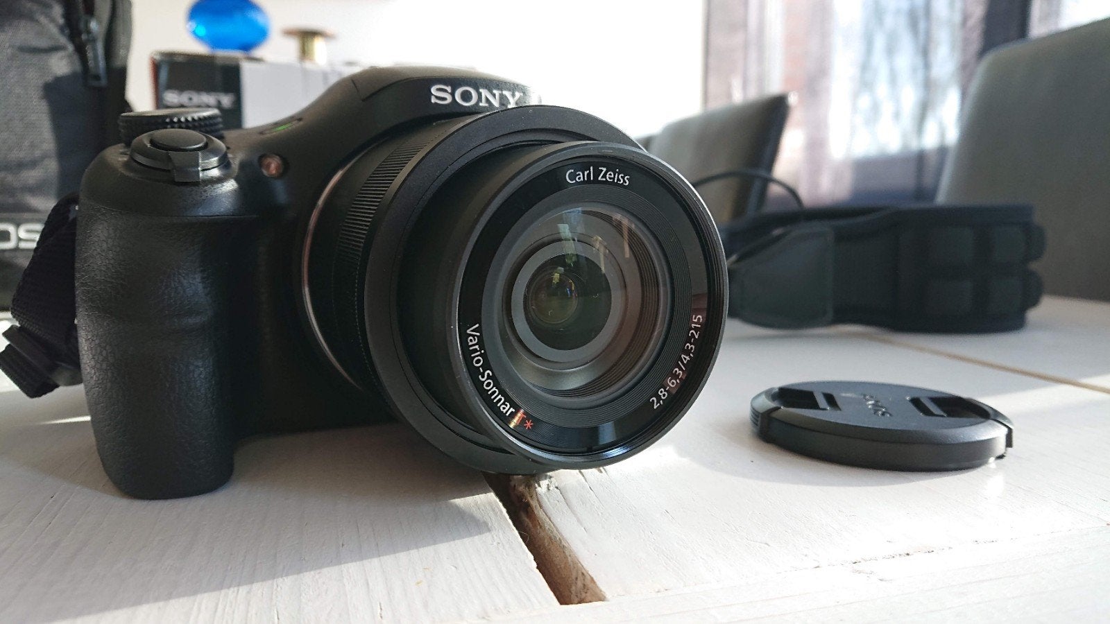 Sony Cyber-shot DSC-HX400V Bridgecamera met accessoires, Geheugenkaart, Ophalen of Verzenden, Zo goed als nieuw, Ingebouwde flitser