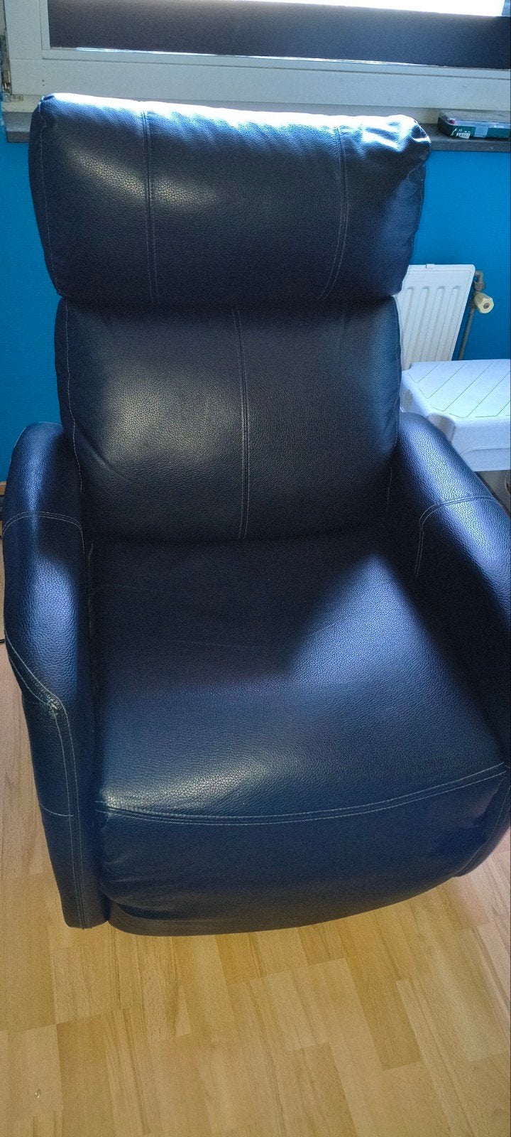 Fauteuil met voetsteun, Ophalen, Gebruikt, Leer