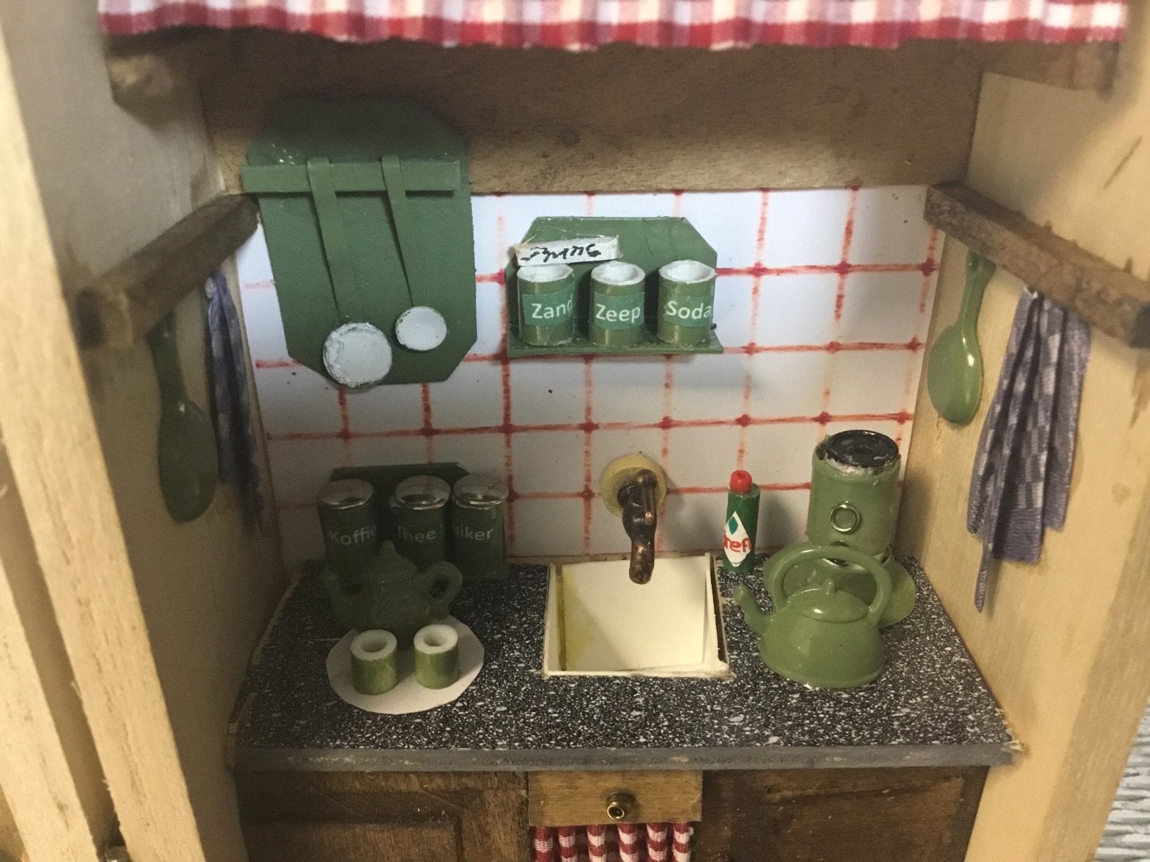 Miniatuur kastje, Antiek en Kunst, Curiosa en Brocante, Ophalen of Verzenden