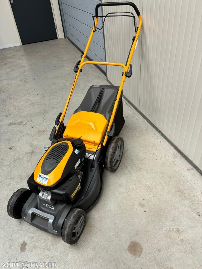 Stiga Combi 48 SQH grasmaaier, Tuin en Terras, Grasmaaiers, Zo goed als nieuw, Benzine-grasmaaier, 40 t/m 49 cm, Cirkelmaaier