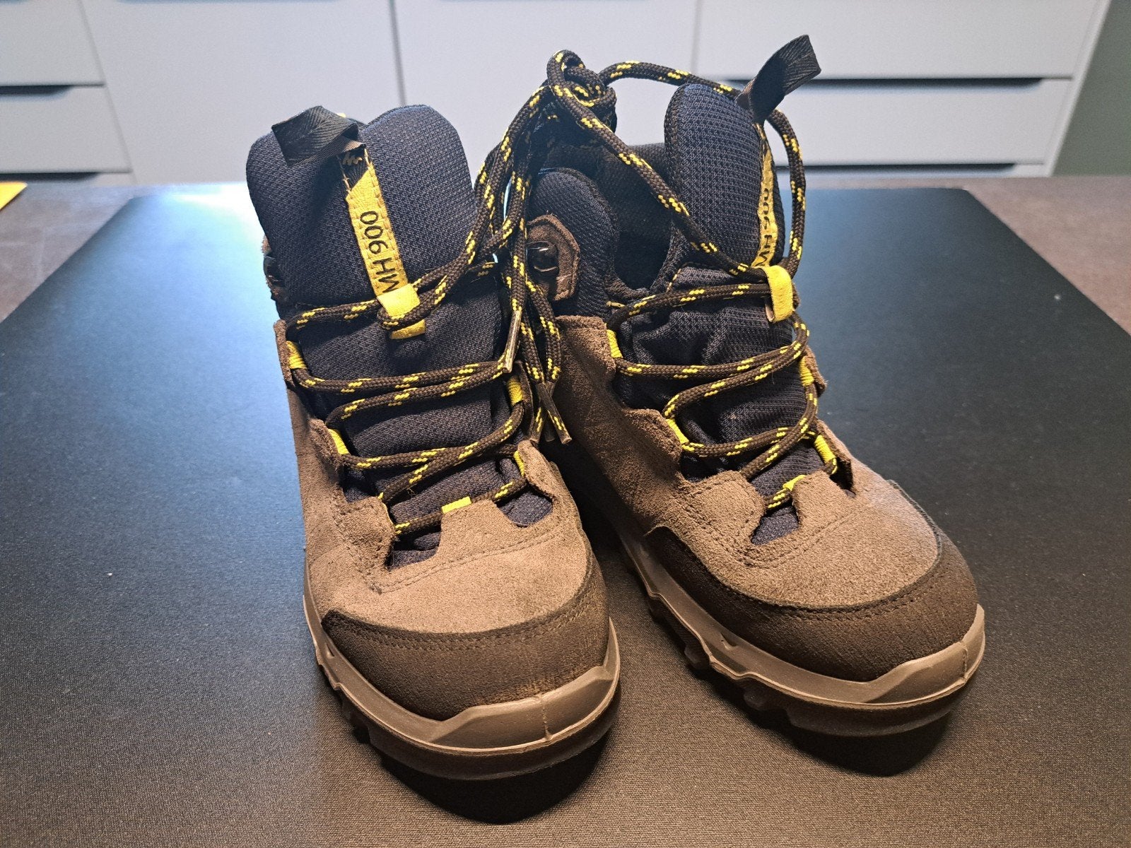 Decathlon bergschoenen maat 31, zgan, Kinderen en Baby's, Kinderkleding | Schoenen en Sokken, Quechua, Jongen of Meisje, Schoenen