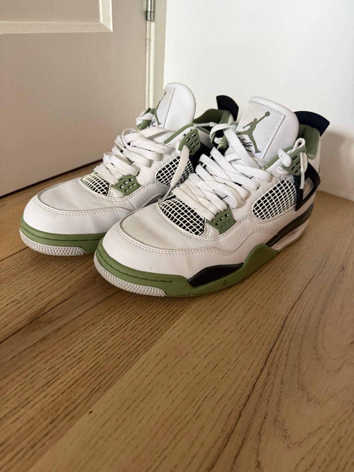 Jordan 4 Pine Green - Paar keer gedragen, Ophalen of Verzenden, Gedragen, Overige kleuren, Sneakers of Gympen