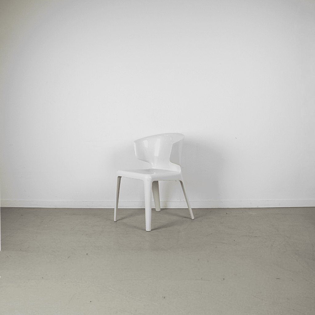 Cassina Hola Stoel Wit Kunststof, Niet ingevuld, Zo goed als nieuw, Niet ingevuld, Niet ingevuld