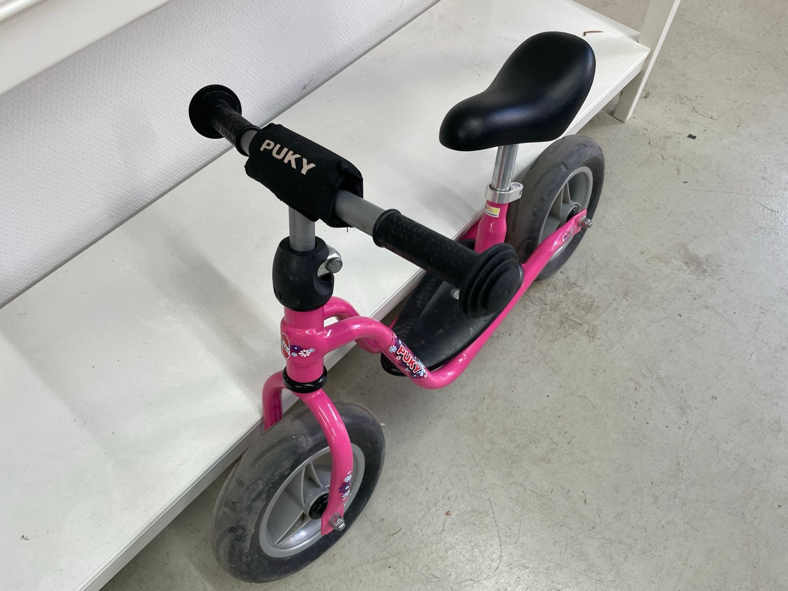 Roze Puky loopfiets - Ideaal voor jonge kinderen, Fietsen en Brommers, Fietsen | Kinderfietsjes, Ophalen, Gebruikt, Minder dan 16 inch