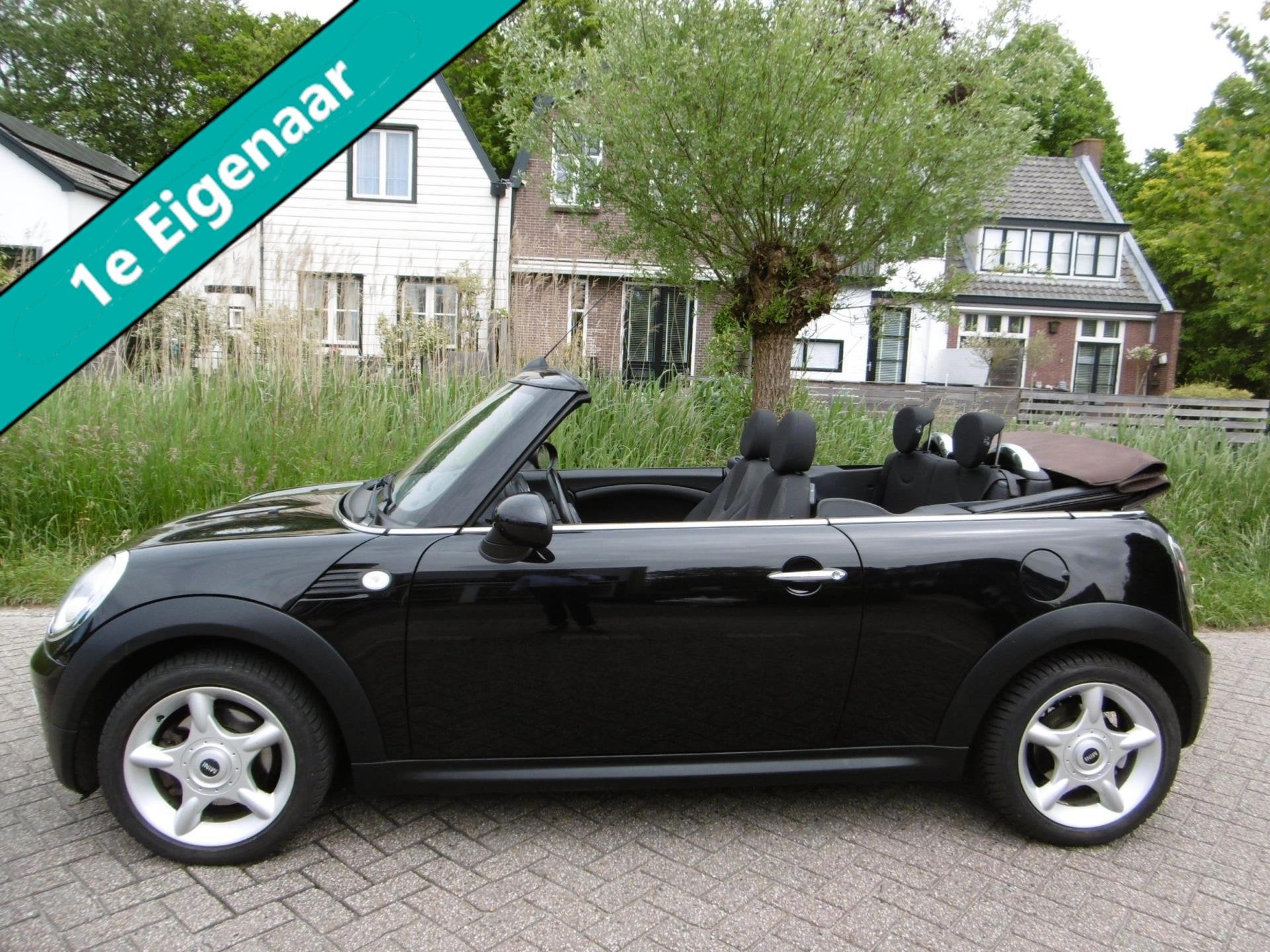 Mini Mini Cabrio 1.6 Cooper Airco Cruise 120pk Elektr. kap 1, Auto's, Dealer onderhouden, Stof, Gebruikt, 4 cilinders