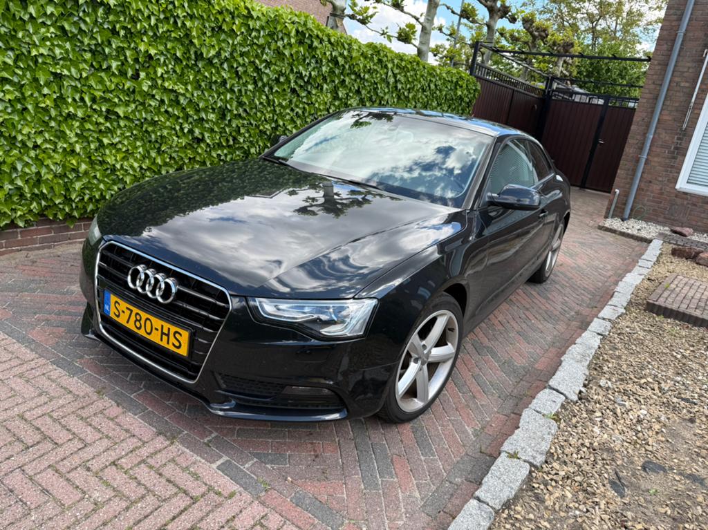 Audi A5 1.8TFSI Coupe Handgeschakeld, Voorwielaandrijving, 4 cilinders, 4 stoelen, Bluetooth