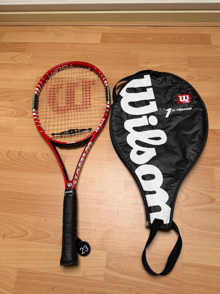 Wilson Tour Tennisracket L4 300 gram #23, Sport en Fitness, Tennis, L4, Ophalen of Verzenden, Zo goed als nieuw, Wilson