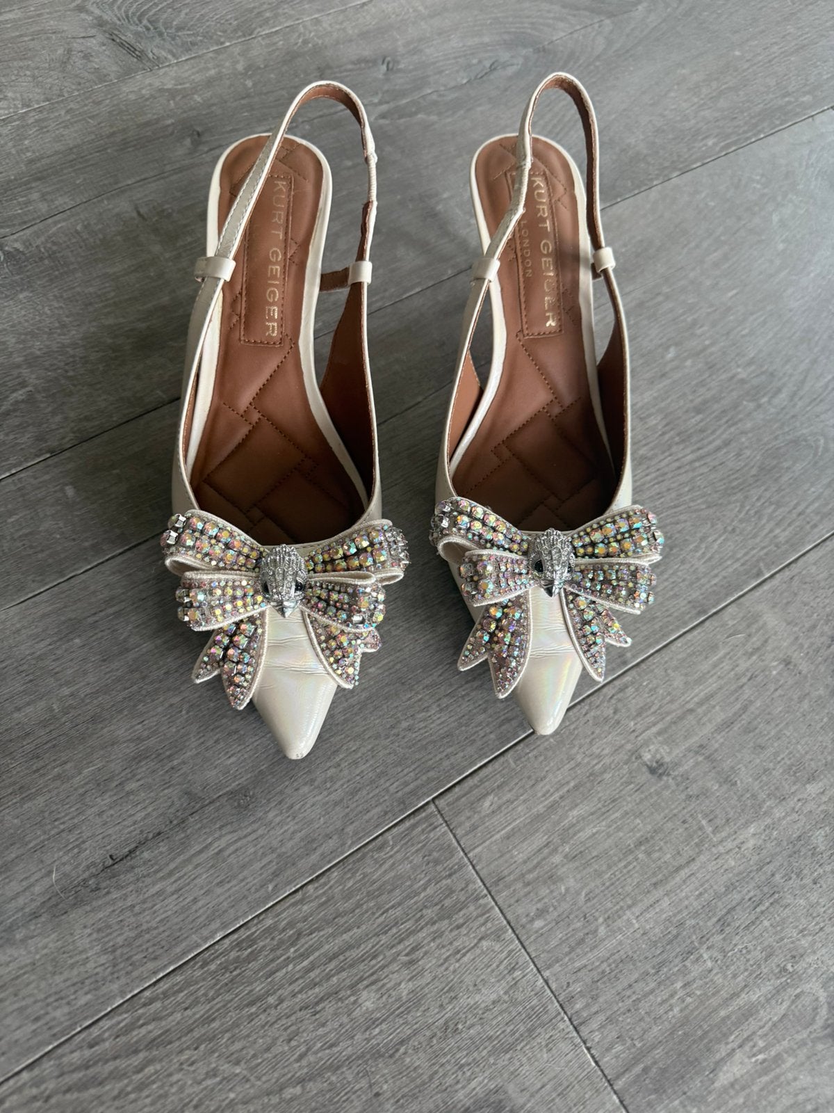 Kurt Geiger maat 38, Ophalen, Schoenen met lage hakken, Beige, Zo goed als nieuw