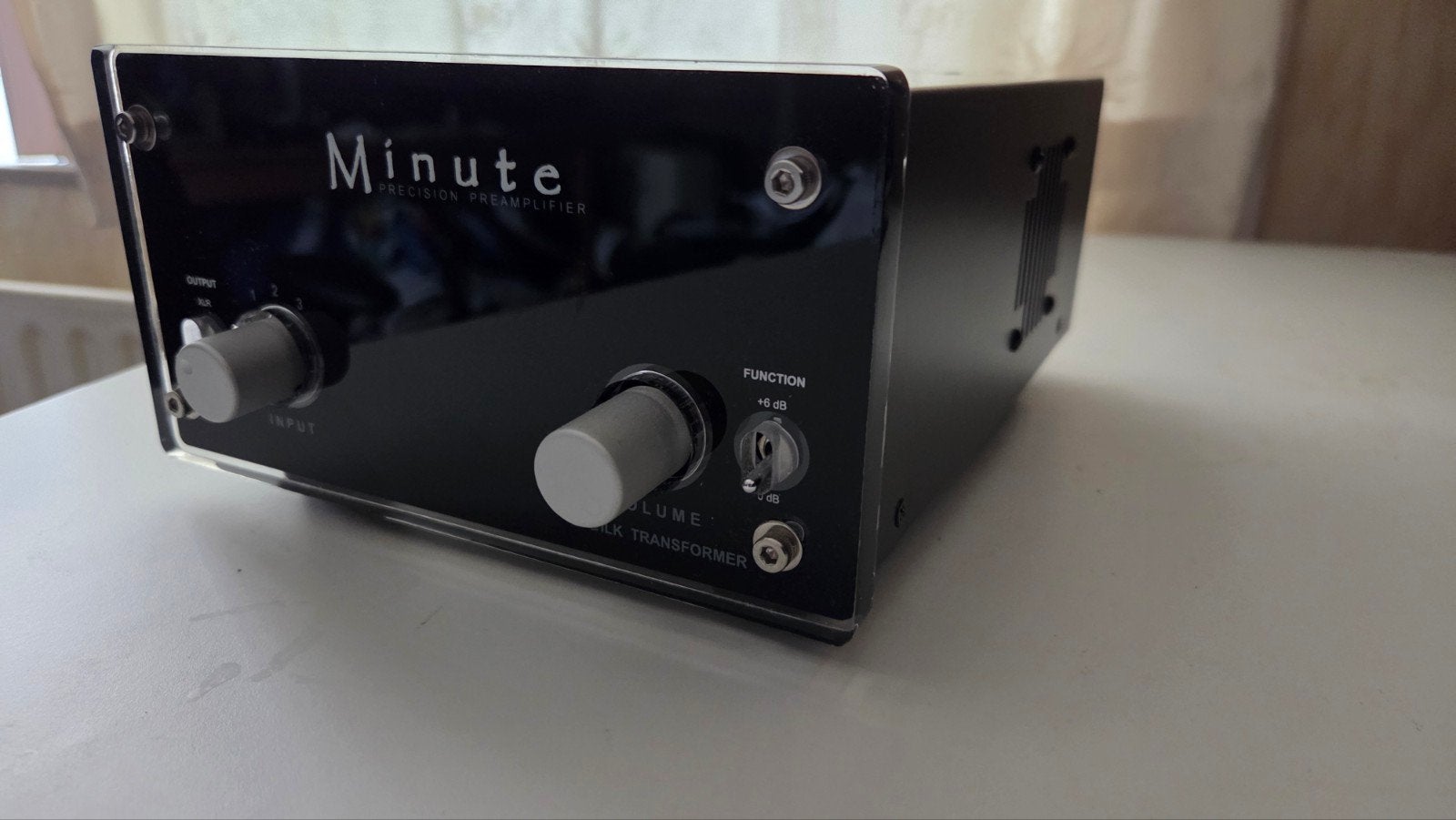 SAC Thailand Minute Passive Pre-amp TVC  Balanced XLR, Audio, Tv en Foto, Versterkers en Receivers, Ophalen of Verzenden, Zo goed als nieuw