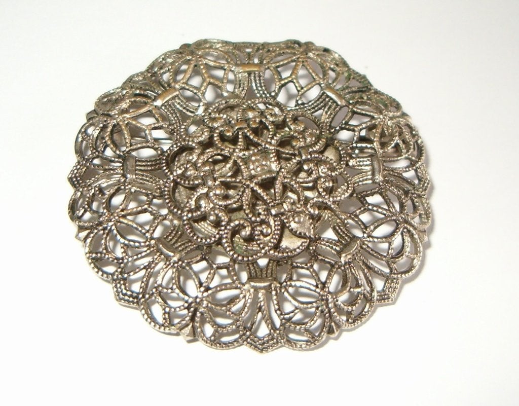 Oude broche zilverkleurig, Overige materialen, 4 tot 7 cm, Gebruikt, Verzenden
