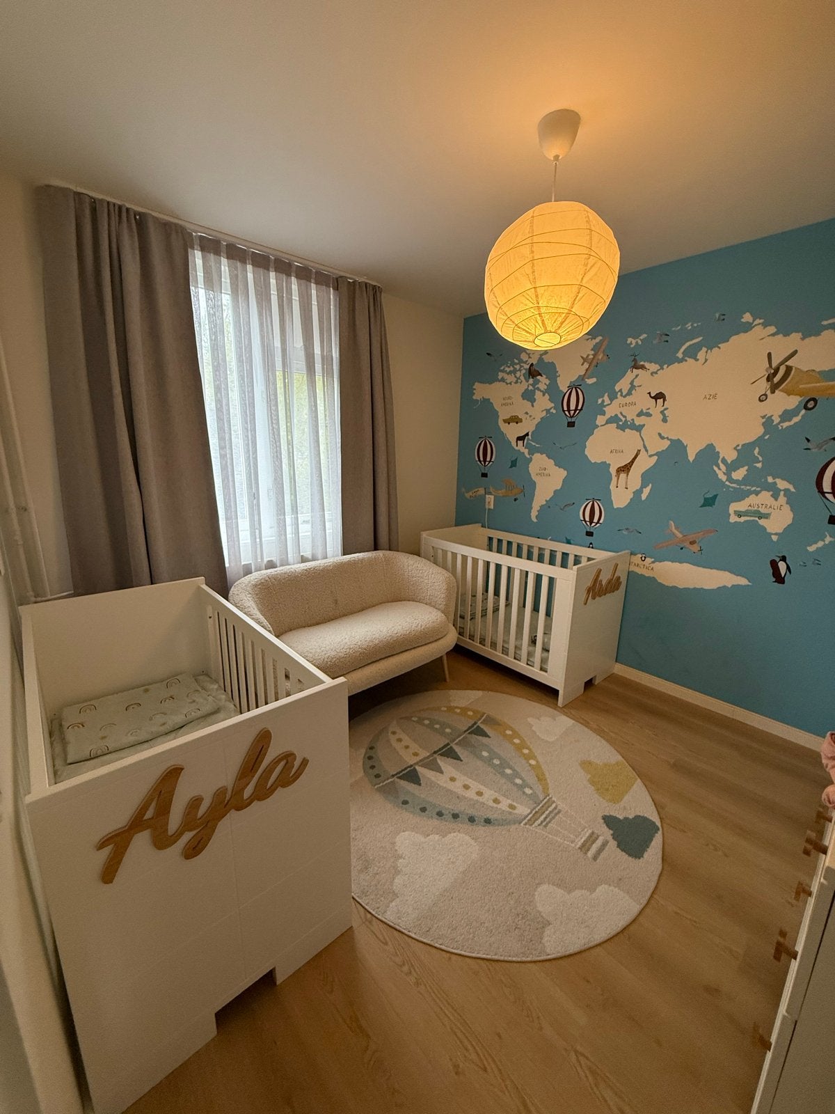 Babykamer tweeling of voor 1 baby + extra bed voor oma, Ophalen, Gebruikt, Lattenbodem, Minder dan 140 cm