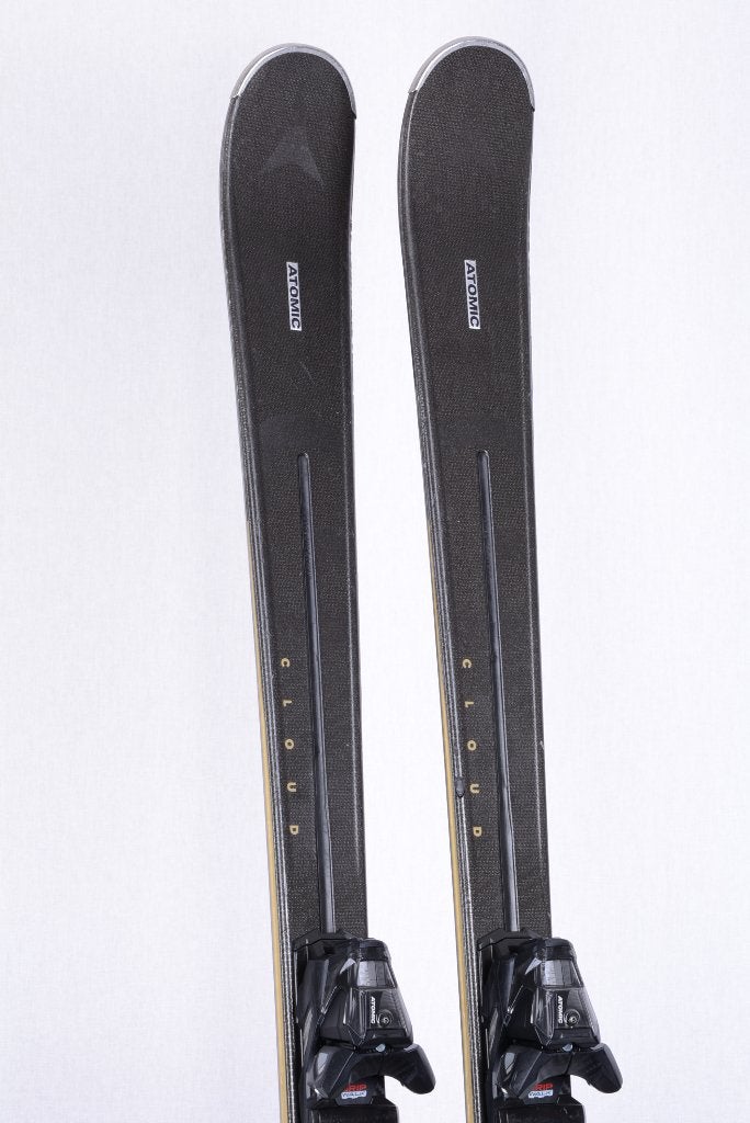 150 dames ski's ATOMIC CLOUD C9 2023, grip walk, servotech, 140 tot 160 cm, Gebruikt, Verzenden, Carve