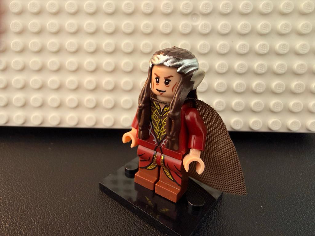Lord of the Rings: Lord Elrond van Rivendell Minifig, Overige thema's, Lego, Ophalen of Verzenden, Zo goed als nieuw