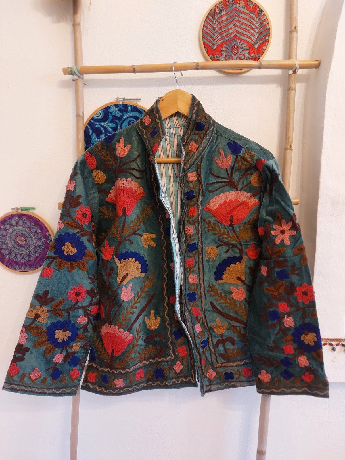 Fluwelen Suzani jas - Maat M/L, Maat 38/40 (M), India, Verzenden, Nieuw