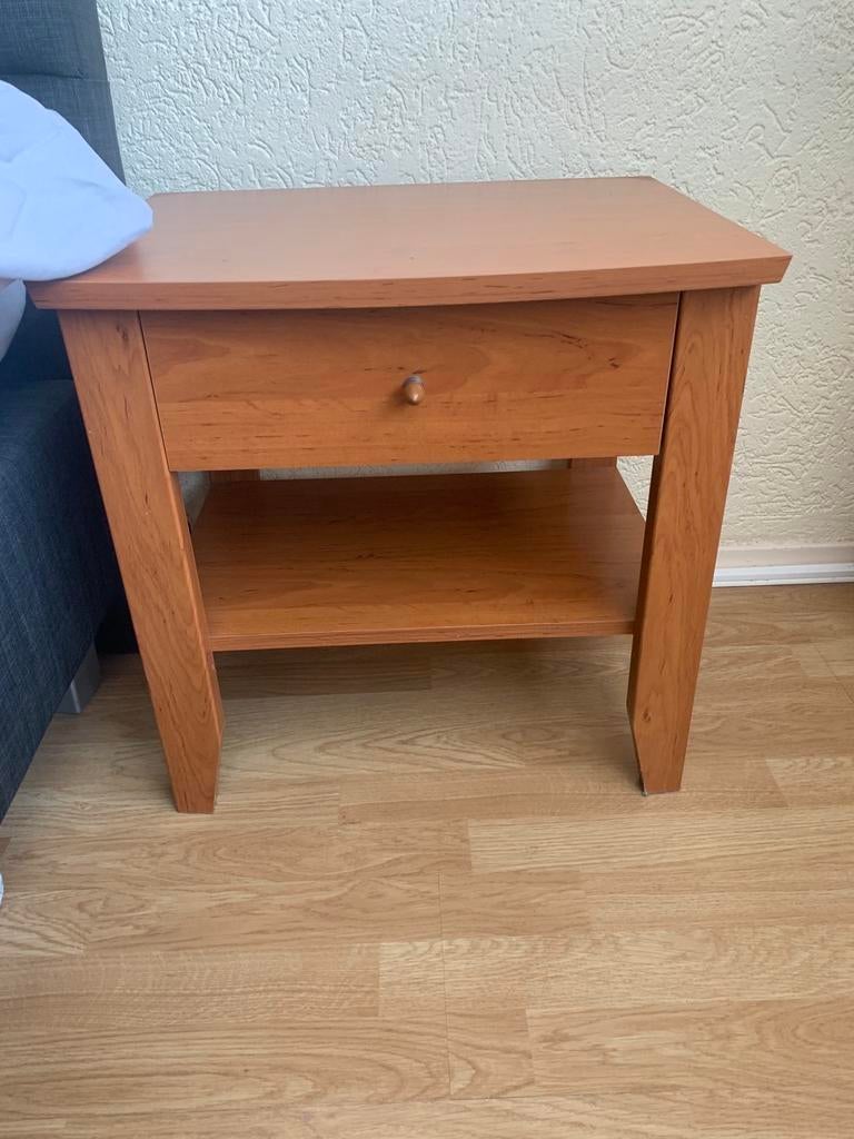 Nachtkastje, Ophalen, Zo goed als nieuw, Minder dan 45 cm, 55 tot 70 cm