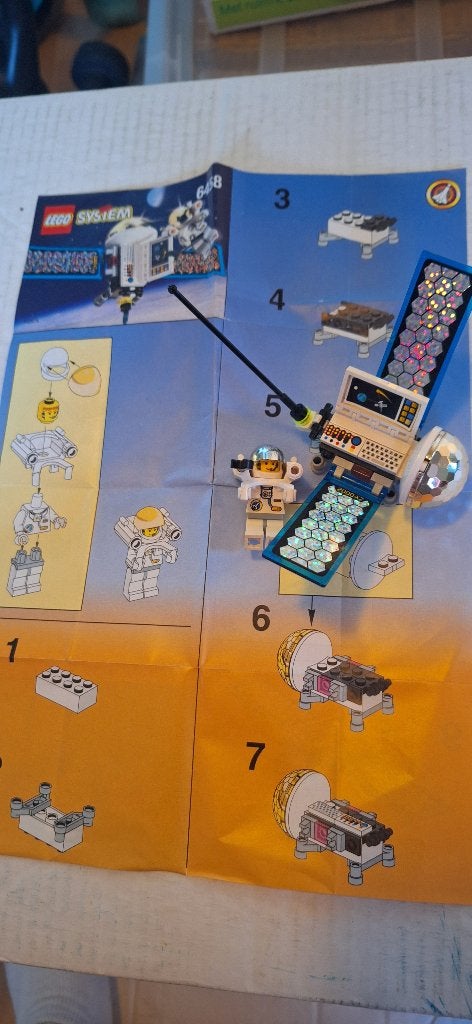 Lego system 6458 sattelite with astronaut, Kinderen en Baby's, Speelgoed | Duplo en Lego, Ophalen, Lego, Compleet, Complete set