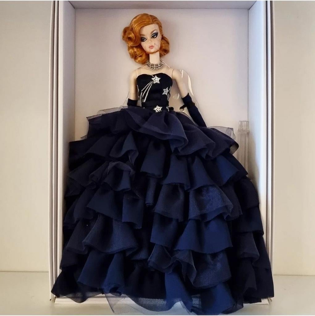 Barbie Silkstone Midnight Glamour 2017 NRFB, Verzamelen, Poppen, Nieuw, Fashion Doll, Ophalen of Verzenden