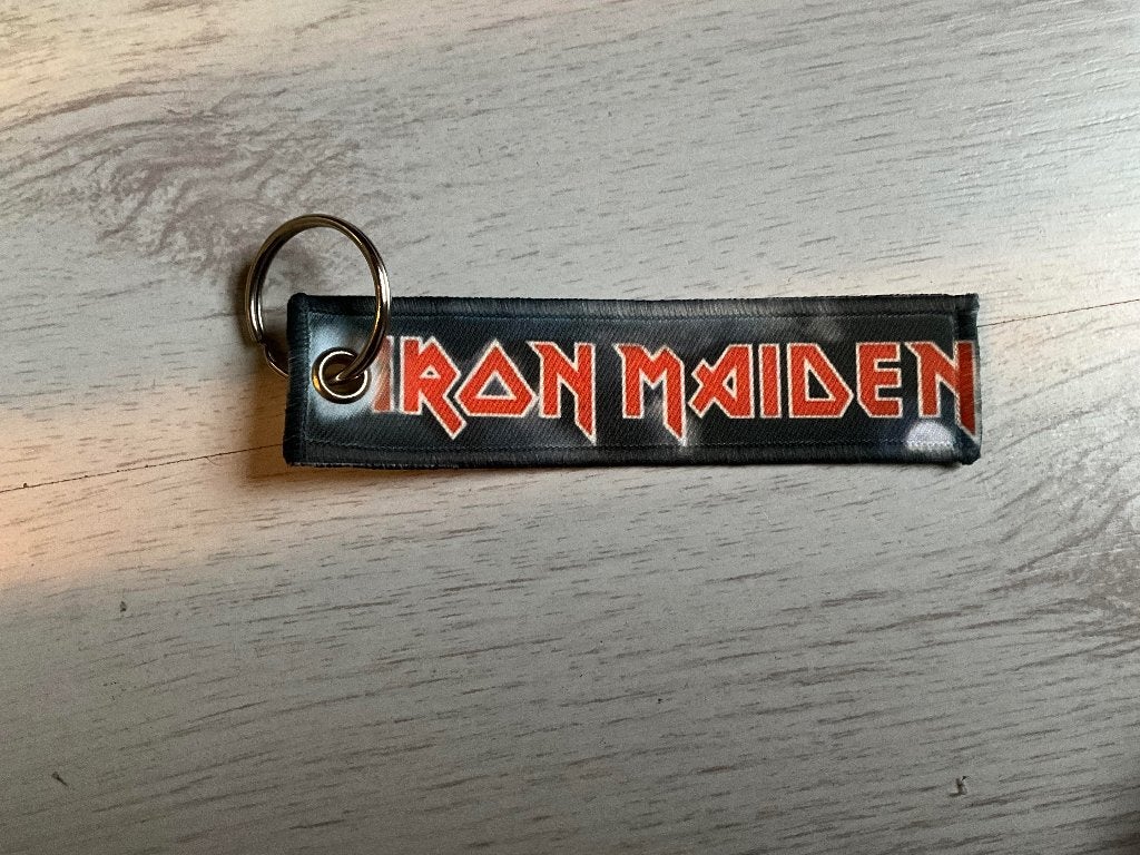 Sleutelhanger van iron maiden nieuw zie foto Nr 1, Pop, Beeldje of Miniatuur, Nieuw, Ophalen of Verzenden, Sleutelhanger van iron maiden nieuw zie foto Nr 1