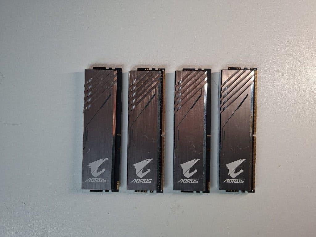 AORUS ram 2x8gb met demo kit 3200MHz cl16, Computers en Software, RAM geheugen, DDR4, Ophalen of Verzenden, Zo goed als nieuw