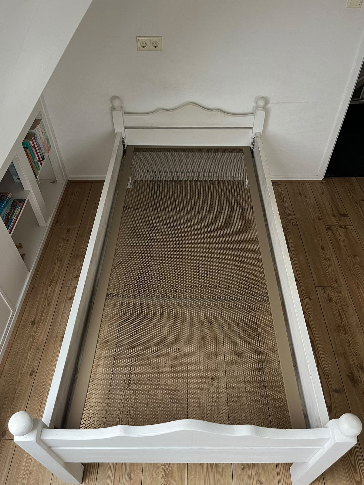 Houten bed met auping spiraalbodem 90x200, 90 cm, Eenpersoons, Wit, Ophalen of Verzenden