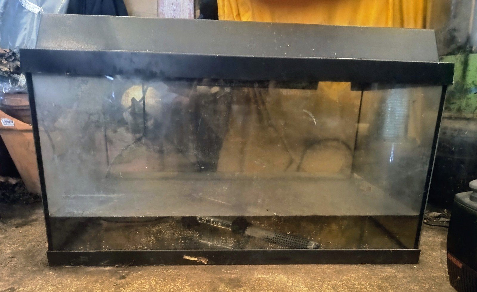 vuil 60 liter aquarium met pomp en verwarming  niet lek, Ophalen, Inclusief toebehoren, Leeg aquarium