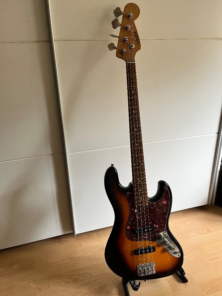 Vester Jazz Bass - Zo goed als nieuw