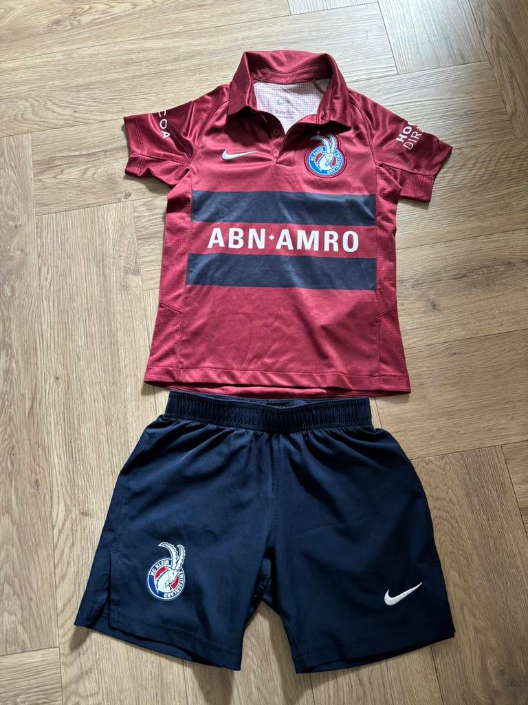 HCKZ Nike hockey tenue maat XS 122/128 Klein Zwitserland, Ophalen of Verzenden, Zo goed als nieuw, Kleding