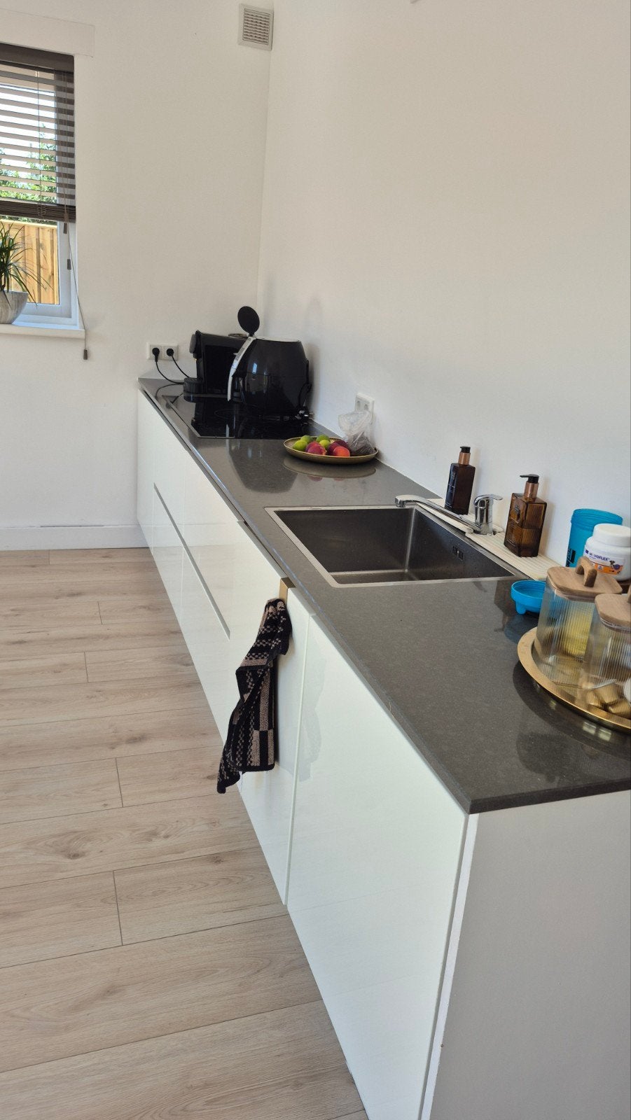 keuken zelf er uit halen tussen 3 en 7 augustus, Ophalen