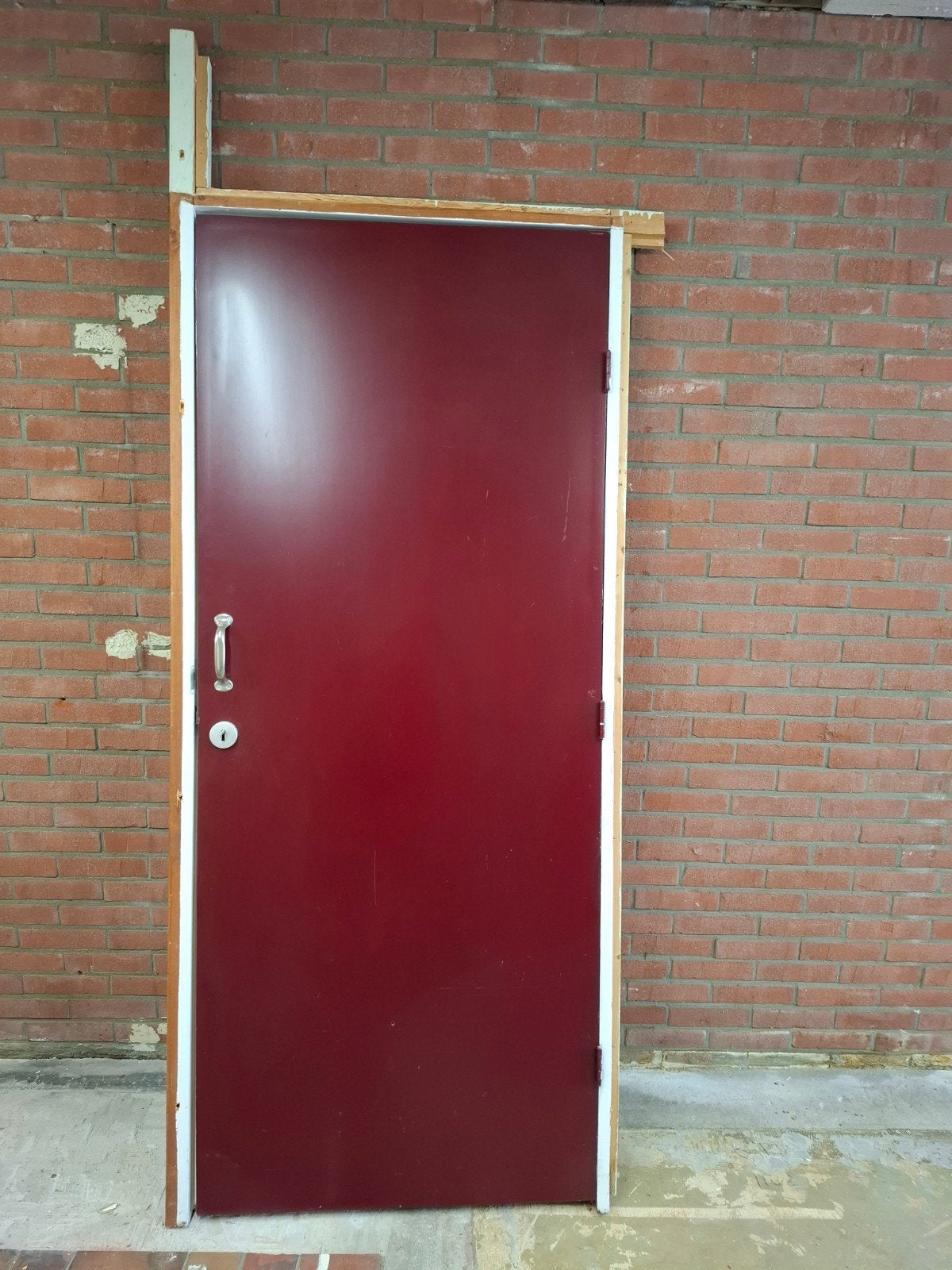 Deur met kozijn - Roodbruin, 210x90 cm, Doe-het-zelf en Verbouw, Deuren en Horren, Ophalen, Gebruikt, 80 tot 100 cm, Binnendeur
