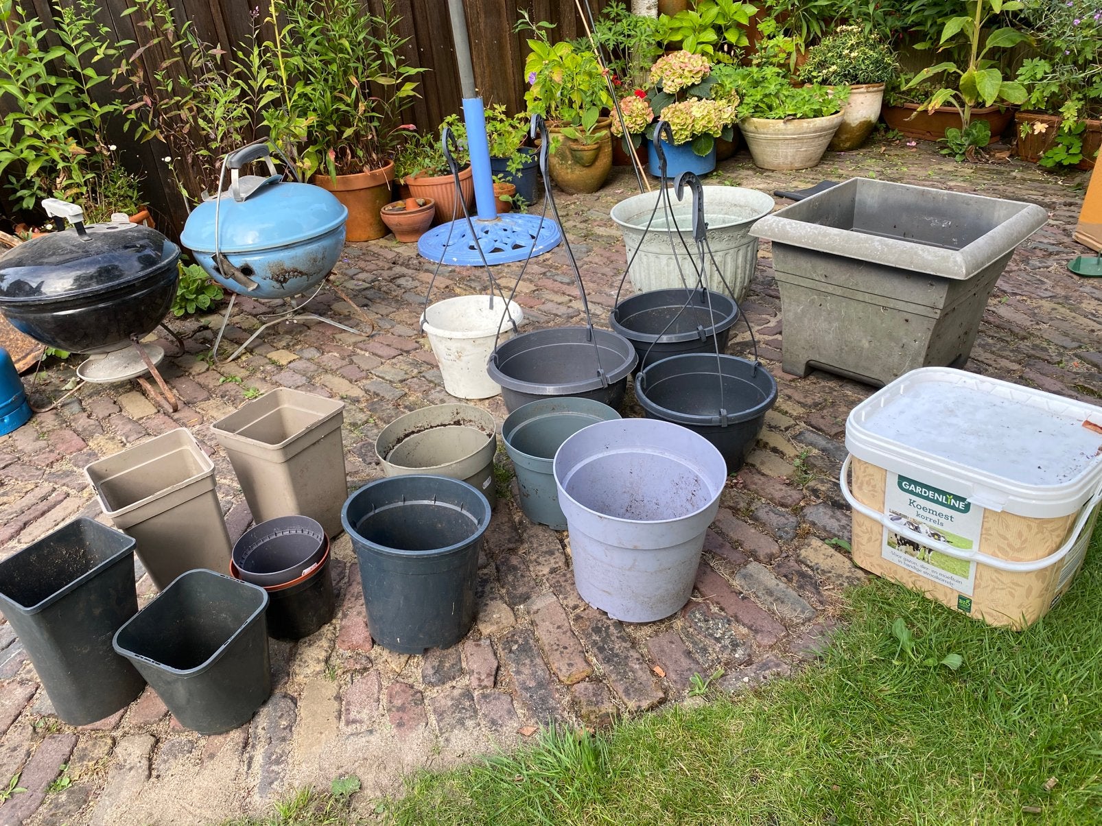Gratis ophalen bloempotten,  hangpotten kweekpotten emmer, Ophalen, Kunststof, Minder dan 30 cm, Rond