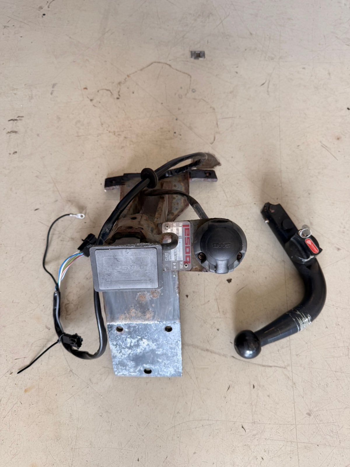 Saab 9-3 OG afneembare trekhaak, Auto-onderdelen, Ophalen, Gebruikt