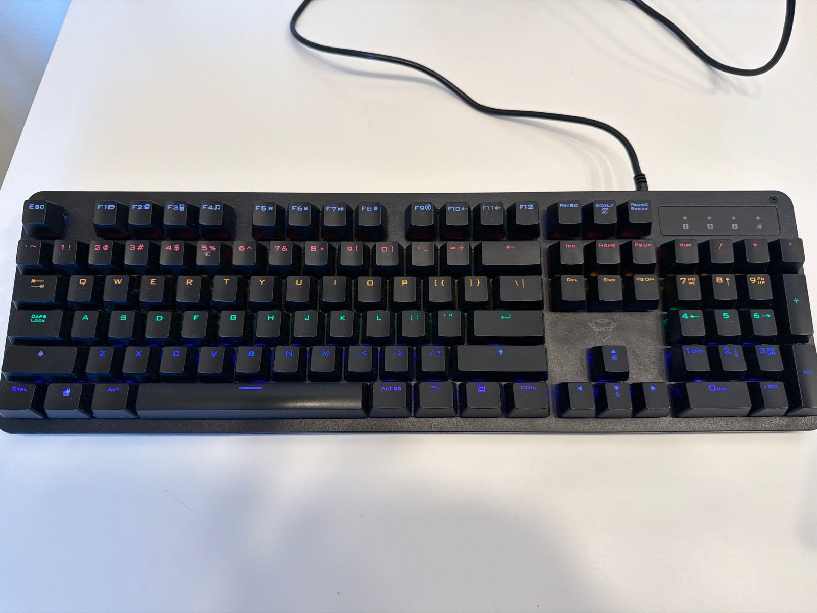Trust GXT mechanic toetsenbord, Computers en Software, Ophalen, Gebruikt, Gaming toetsenbord, Qwerty