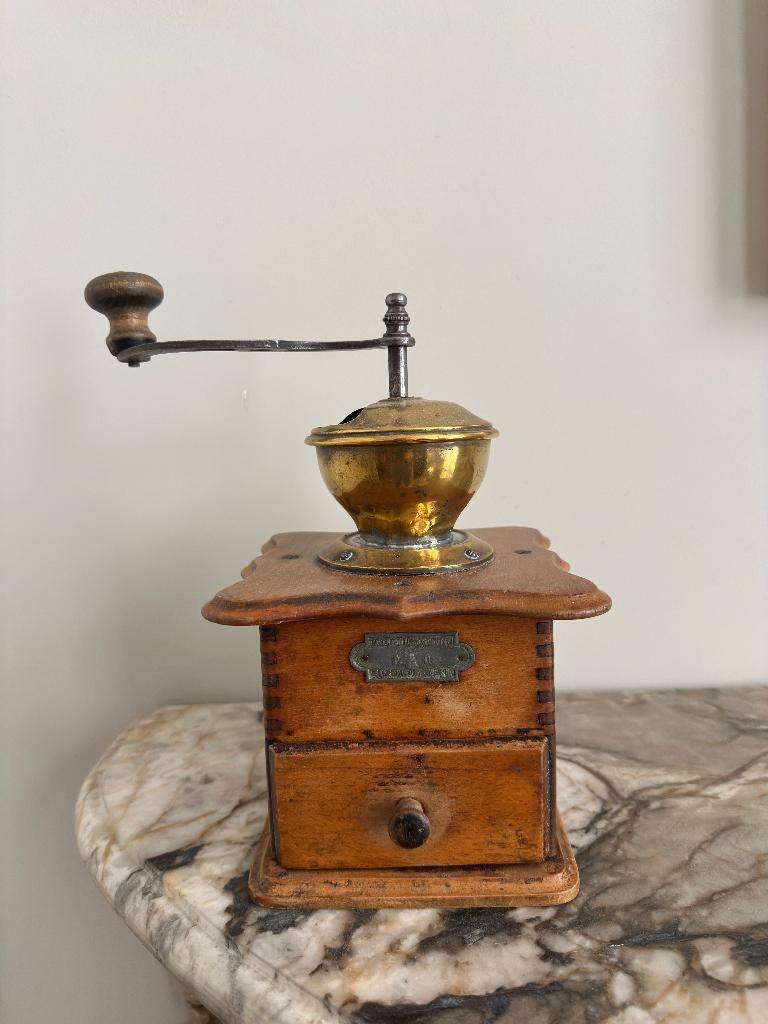 Antieke Duitse koffiemolen P.D. - hout & messing – gemerkt, Antiek en Kunst, Ophalen of Verzenden