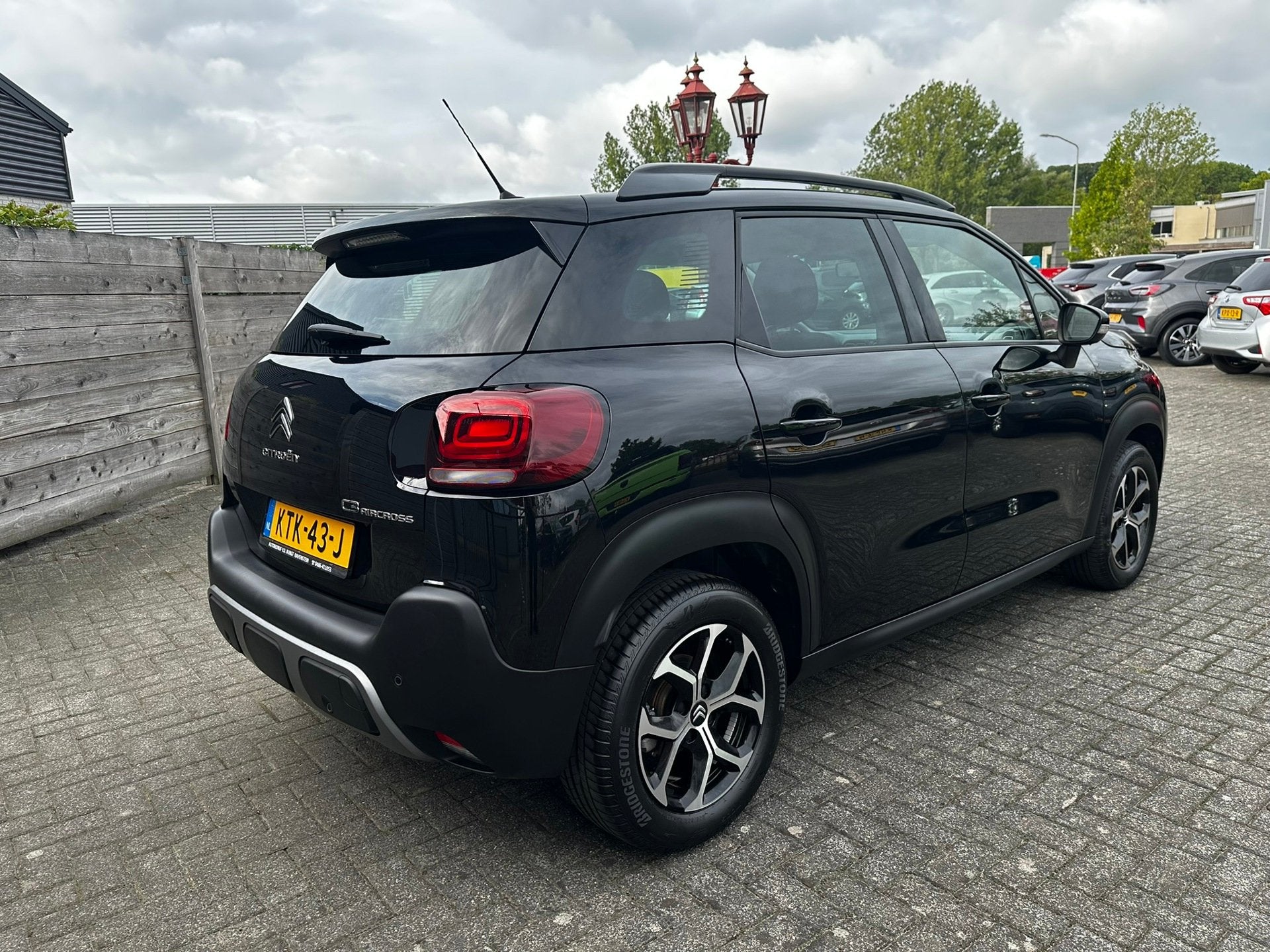 Citroen C3 Aircross Origin 1.2 PureTech Plus | Automaat | Na, Auto's, Dealer onderhouden, Gebruikt, 1199 cc, Met garantie (alle)