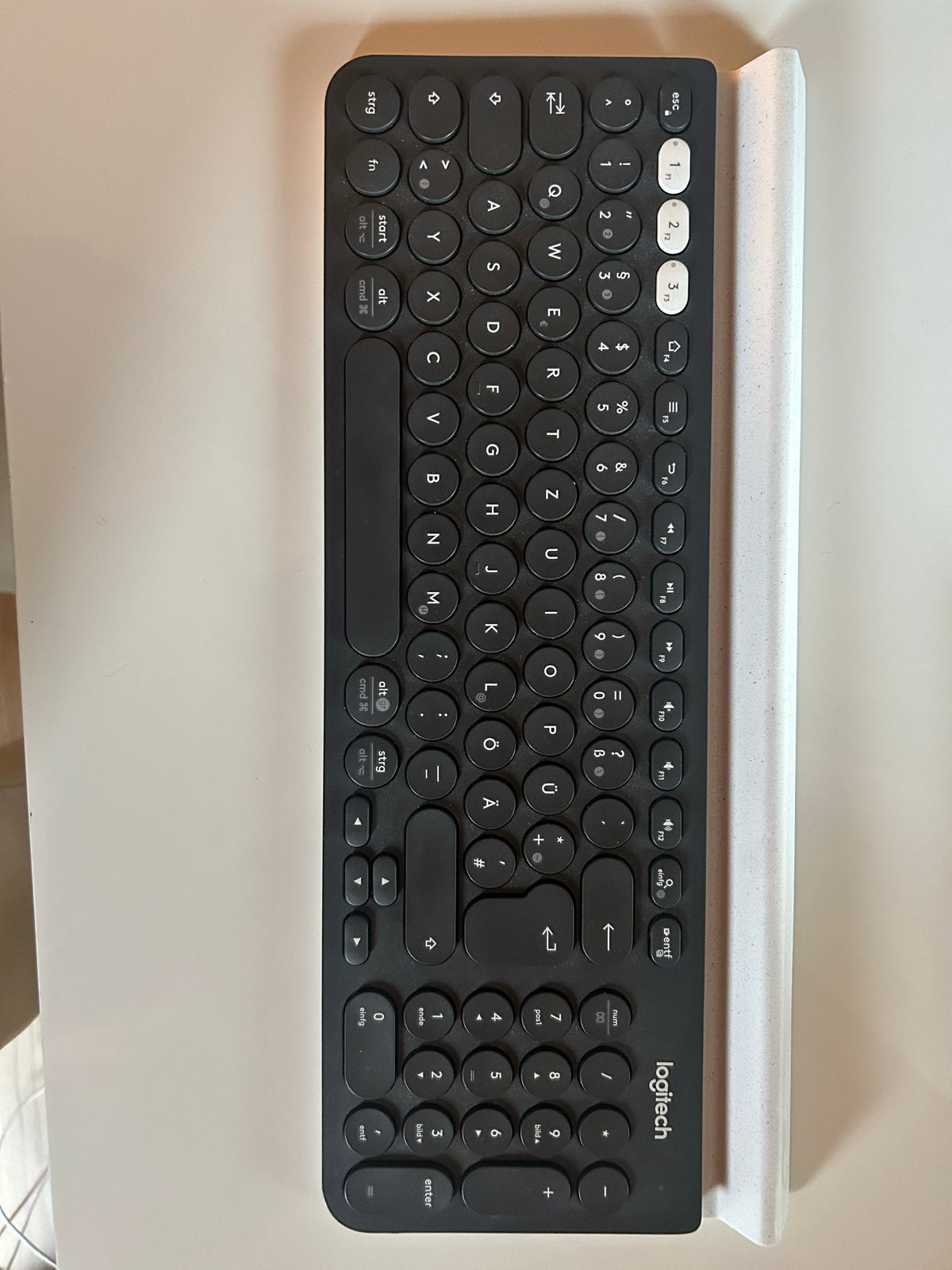 Logitech K780 Draadloos Toetsenbord - QWERTY, Computers en Software, Draadloze ontvanger, Ophalen of Verzenden, Zo goed als nieuw